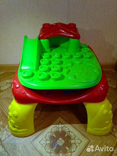 Развивающий стол Clemmy My Soft World