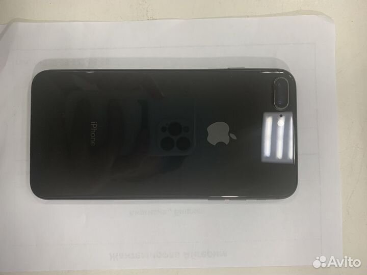 iPhone 8 Plus, 64 ГБ