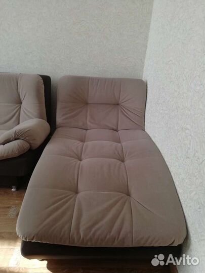 Диван, 1 кресло, оттоманка