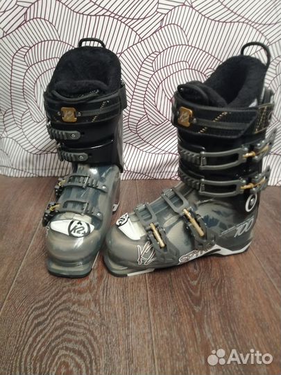 Лыжные ботинки горные лыжи