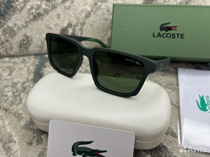 Очки солнцезащитные Lacoste green