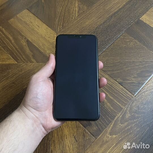 iPhone 11 Pro Max, 64 ГБ