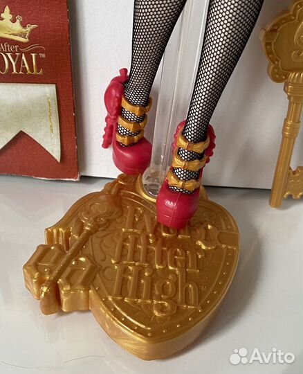 Кукла базовая Apple White Ever After High