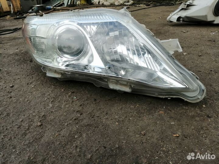 Фара правая Camry 40 стекло 2010 Галоген