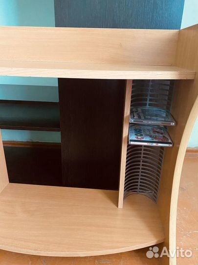 Тумба под телевизор