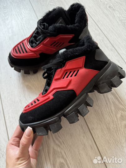 Кроссовки зимние женские