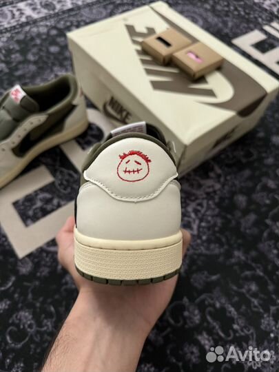 Travis scott x Jordan 1 low Medium olive Оригинал