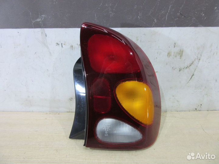 Фонарь задний правый Chevrolet Lanos