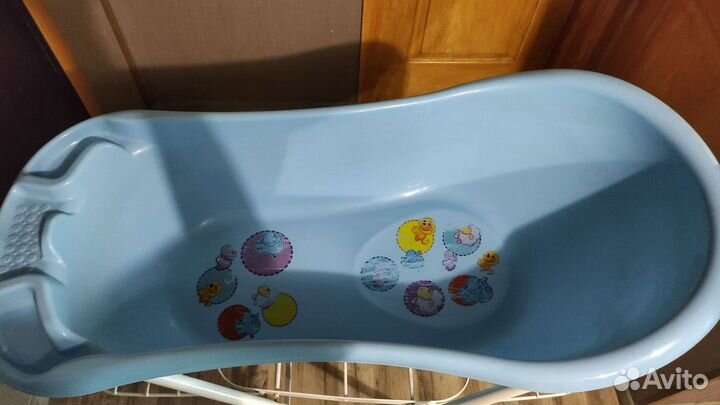 Детская ванночка с подставкой