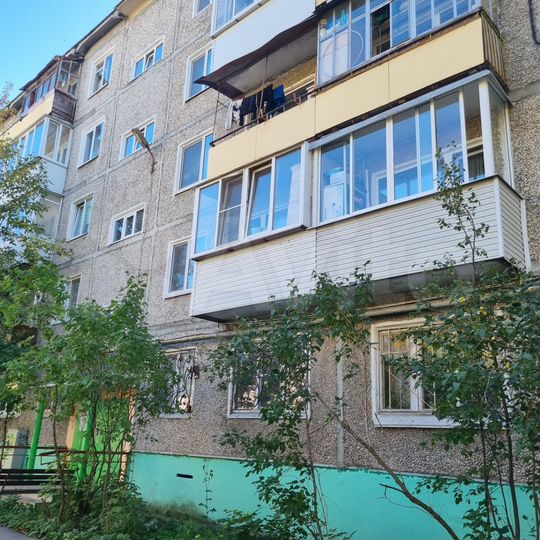 2-к. квартира, 37 м², 1/5 эт.