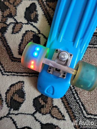 Пенни борд светящийся, скейтборд