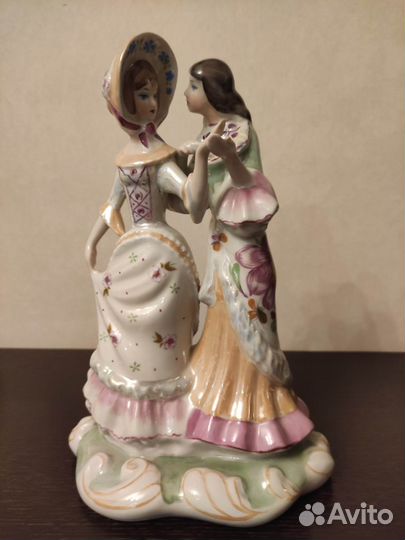 Редкая статуэтка «Гадание