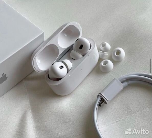 Беспроводные наушники apple airpods