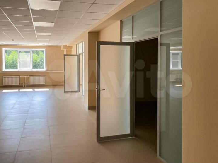 От 600 до 1000 м2 с отличным ремонтом, парковкой