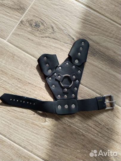 Перчатка защитная для стрельбы из рогатки