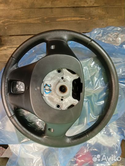 Руль Kia Venga
