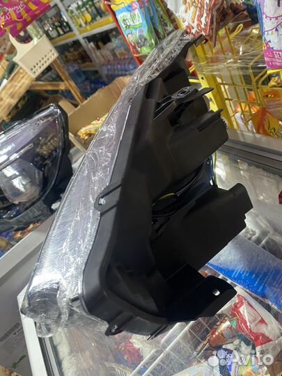 2 фары LADA vesta