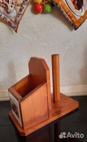 Подставка для кухни с полотенцедержателем