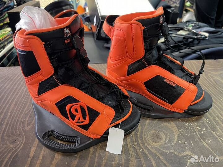 Вейкборд крепления Ronix Vision - 30 - 37