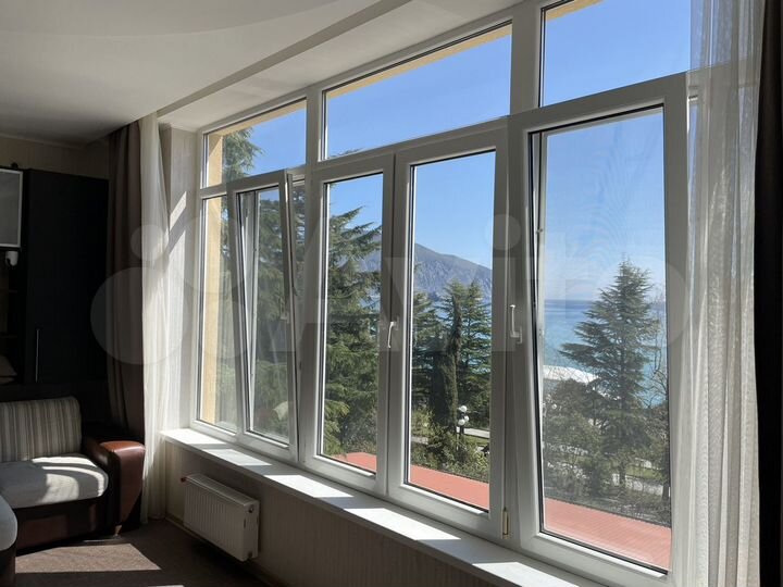 2-к. квартира, 105 м², 2/11 эт.