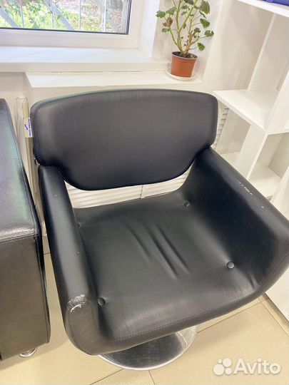 Парикмахерское кресло