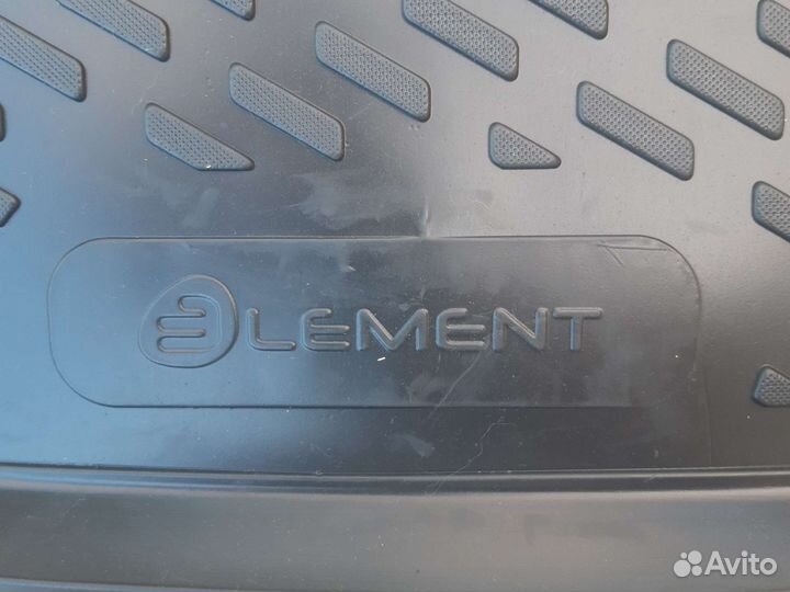 Автомобильные коврики резиновые