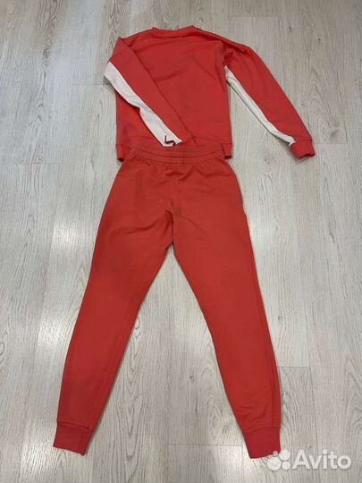 Спортивный костюм Reebok