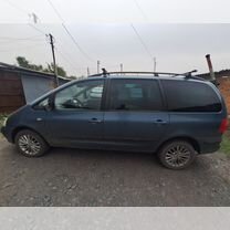 Volkswagen Sharan 1.8 AT, 2002, 246 000 км, с пробегом, цена 520 000 руб.