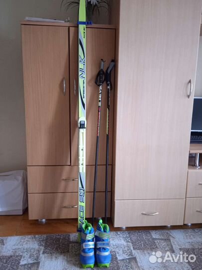 Беговые лыжи