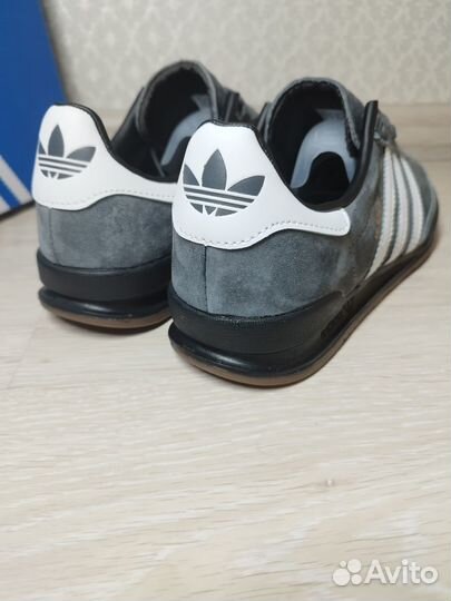 Кроссовки Adidas Jeans