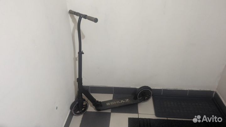 Самокат взрослый Shulz 200 pro