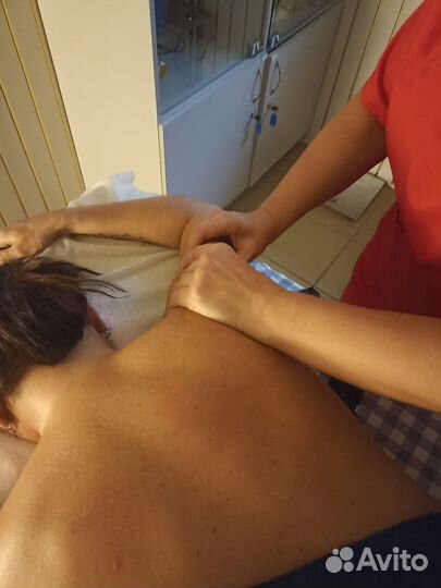 Массажист, специалист спа процедур