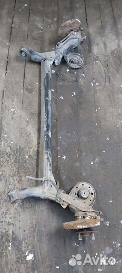 Задняя балка Hyundai Solaris 1