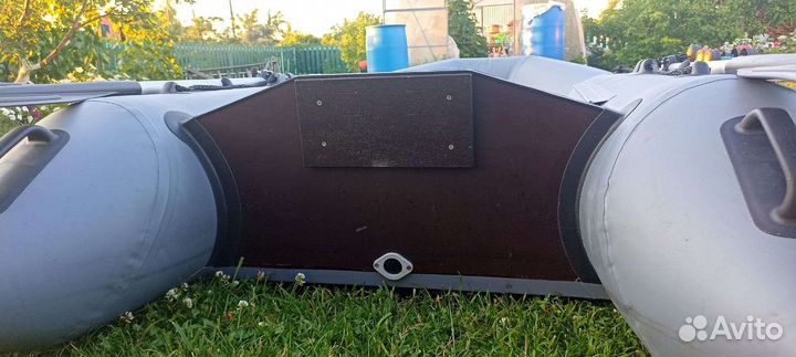 Лодка надувная резиновая