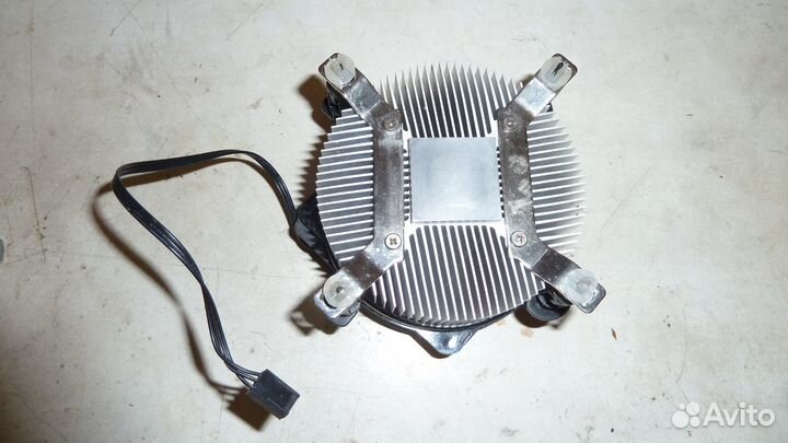 Кулеры для процессоров разные чистые исправные