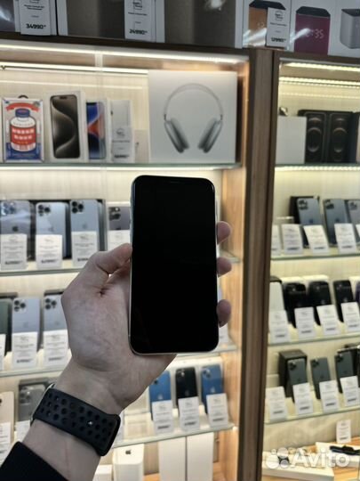 iPhone Xr, 64 ГБ