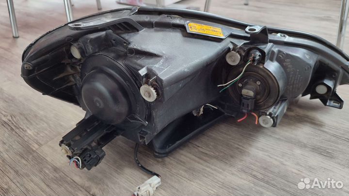 Фара toyota ipsum