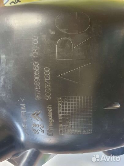 Задний левый локер peugeot 301 седан- 439