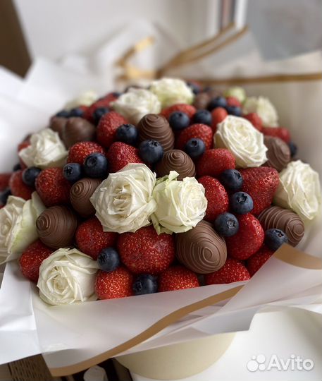 Съедобные букеты, подарочные наборы и боксы