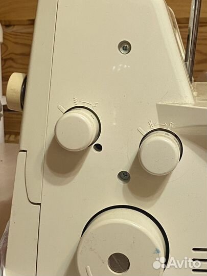 Оверлок Jaguar 055D