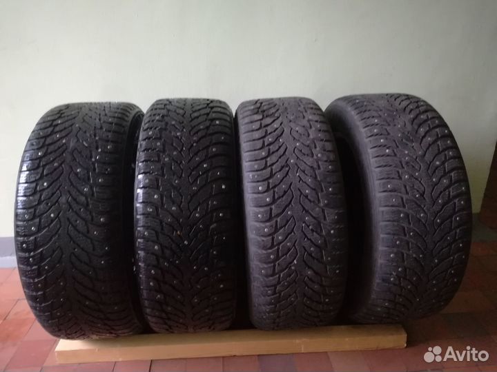 Nokian Tyres Hakkapeliitta 9 235/55 R17 103T