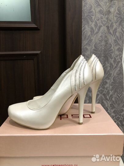 Туфли женские свадебные
