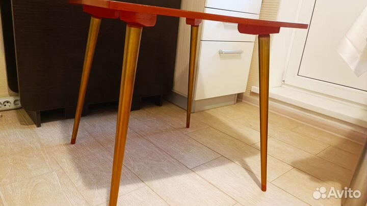 Стол детский хохлома б/у