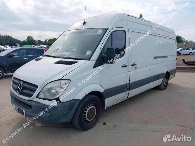 Петля двери распашной левой mercedes benz sprinter