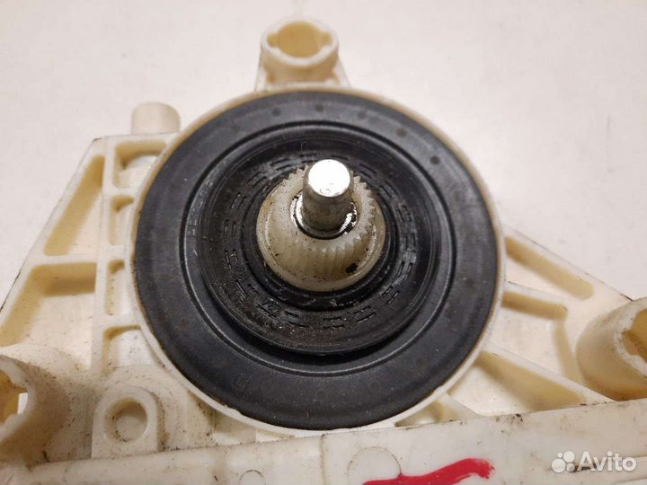 Моторчик стеклоподъемника Renault Fluence