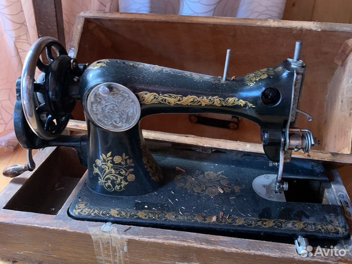 Швейная машинка