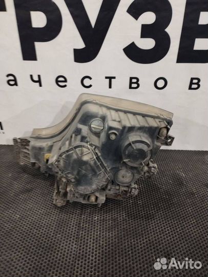 Фара правая Mercedes Actros MP4 A9608200339