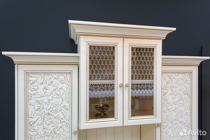 Кухонный шкаф буфет