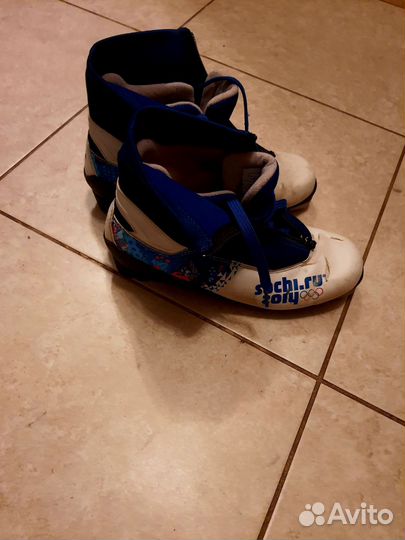 Лыжные ботинки fischer классические