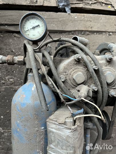 Воздушный компрессор